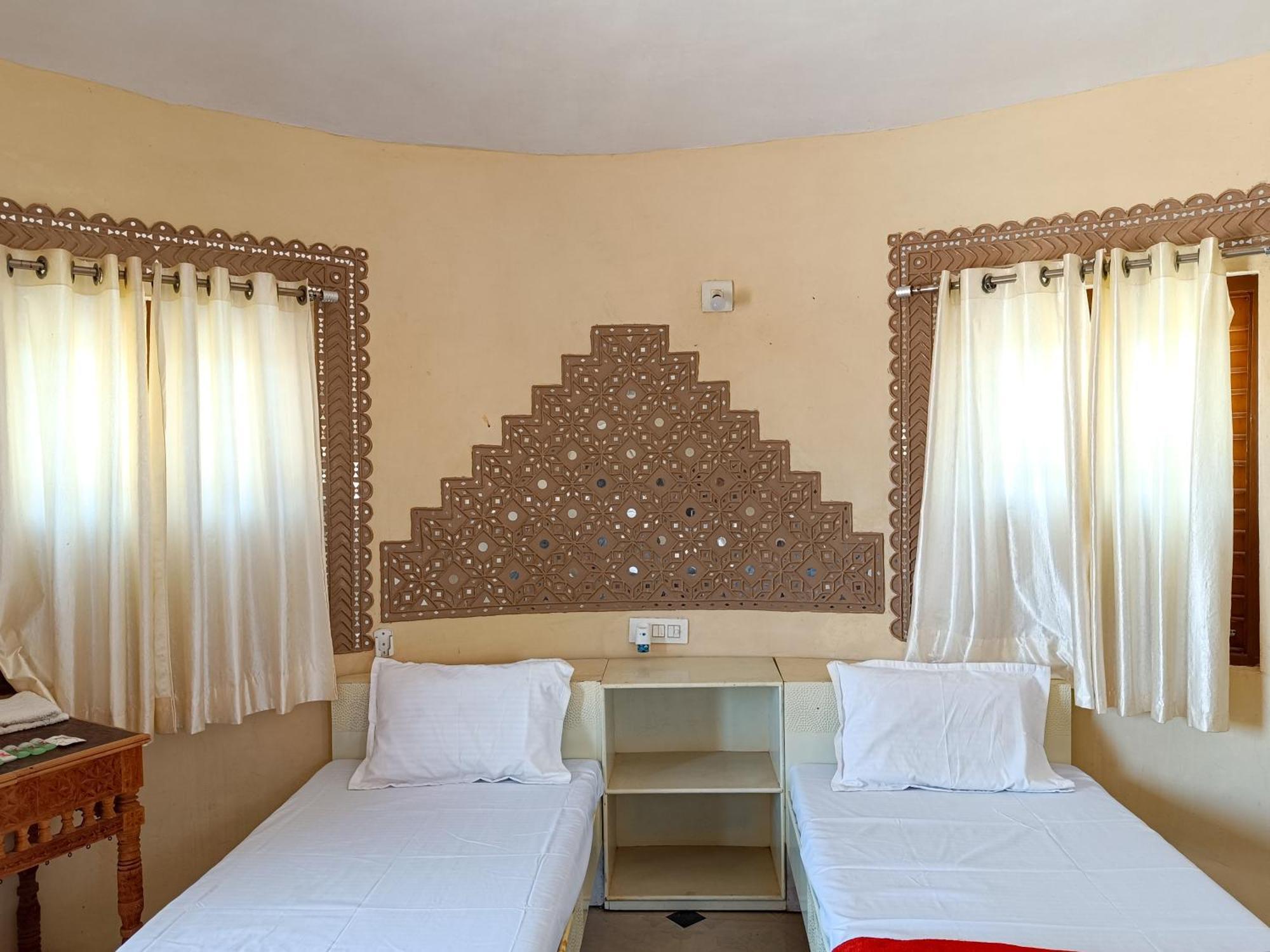 Dholavira Tourism Resort Экстерьер фото