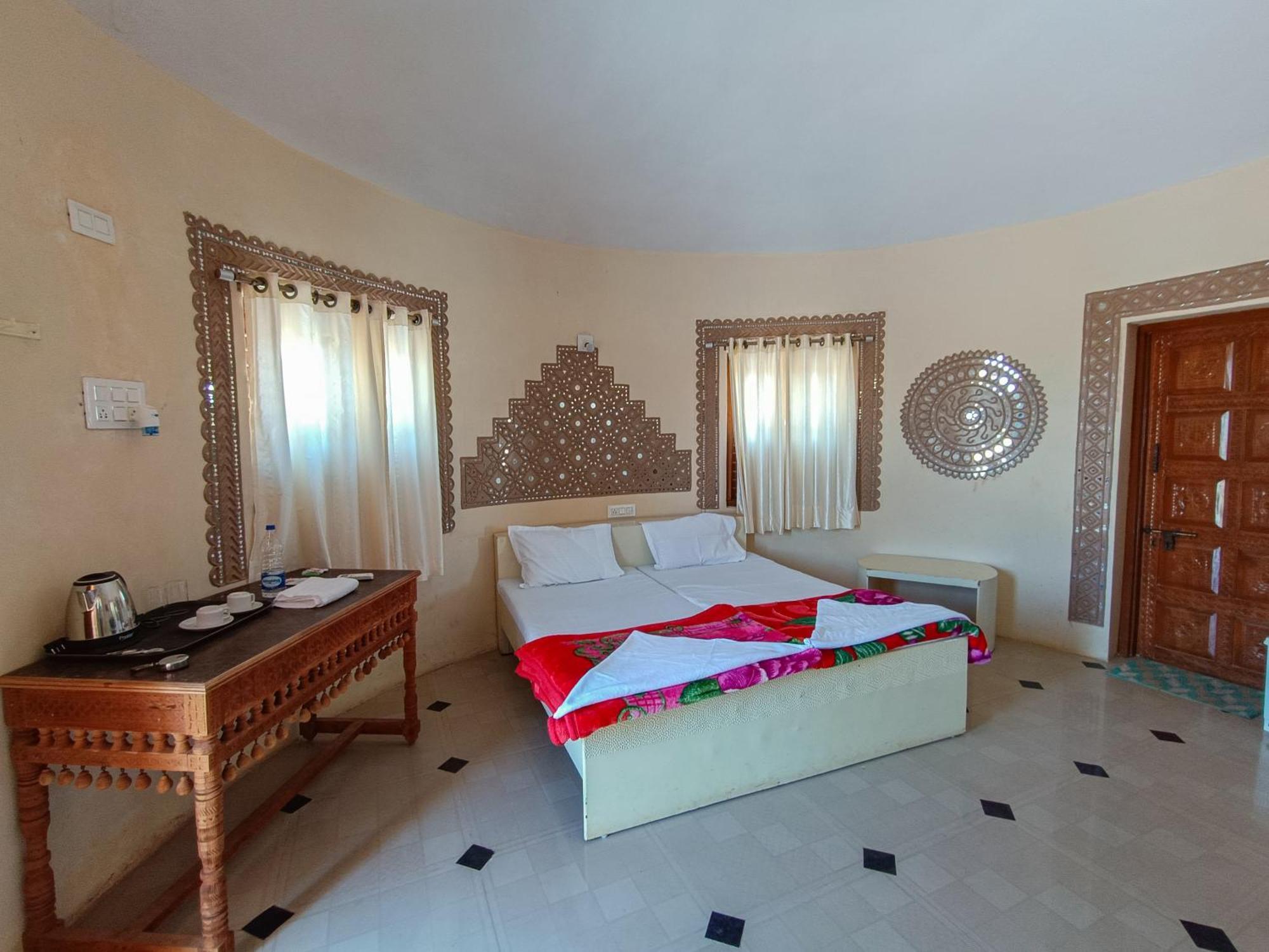 Dholavira Tourism Resort Экстерьер фото